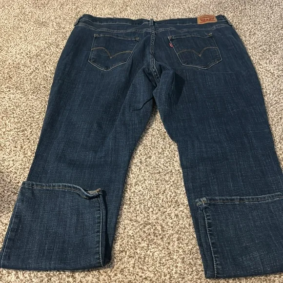 Jeans - Picture 2 of 4